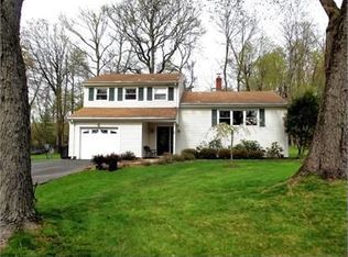 56 Lee Rd, Livingston, NJ 07039