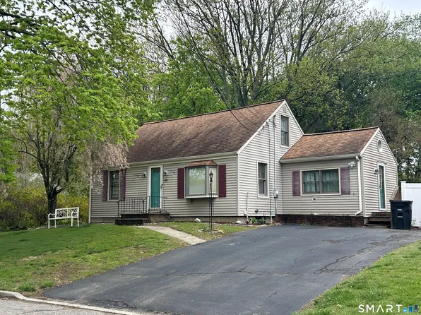 44 Joyce Court, Milford, CT 06461