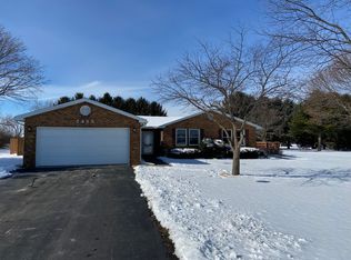 2435 Lynn Rd, Morris, IL 60450