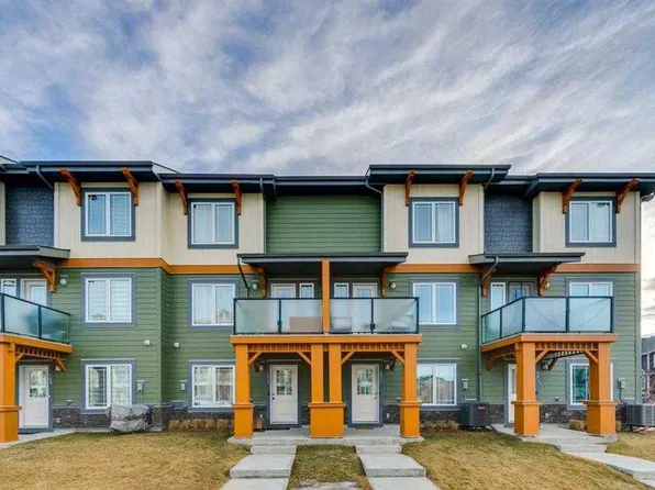 277 S Auburn Meadows Dr SE, Calgary, AB T3M 2S1