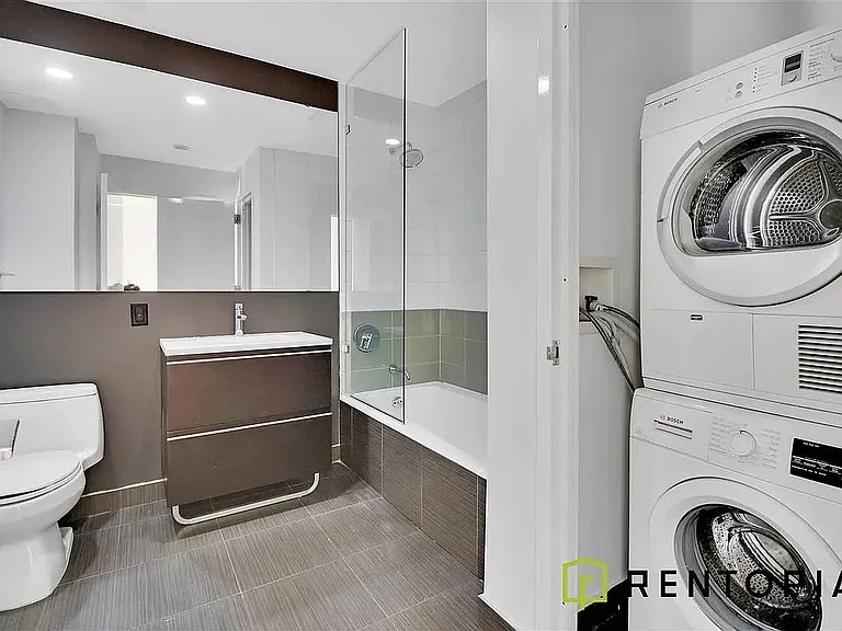 226 50th Ave #7H — Photo 7