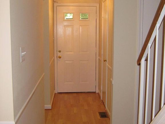 4th image of 6862 Chasewood Cir