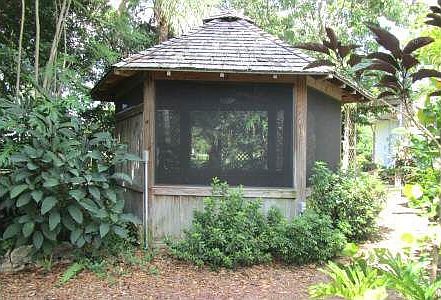 5th image of 1705 Chapel Hill St