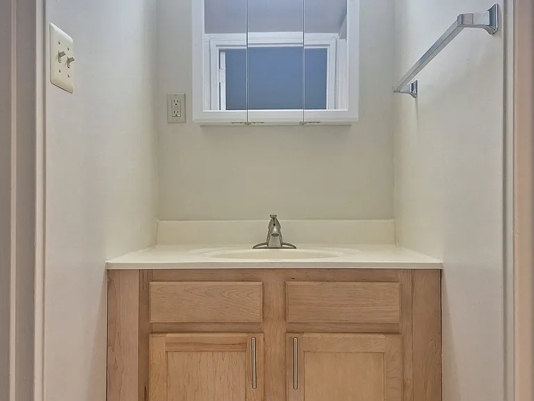 Claridge House — Photo 20