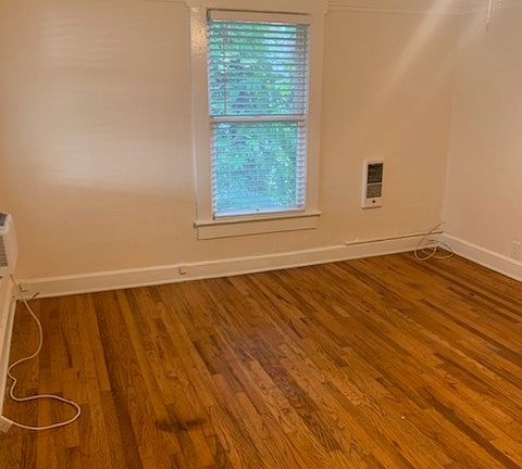 3rd image of 341 7th St S APT 3