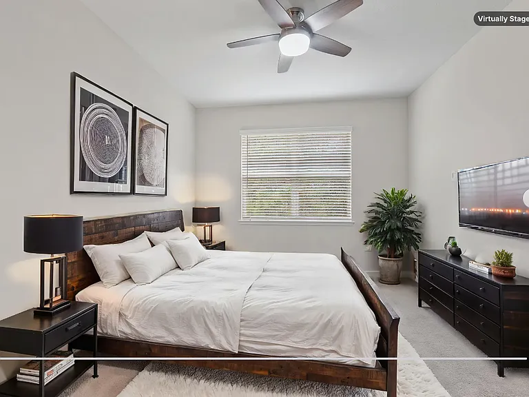 347 Orchard Pass Ave — Photo 6