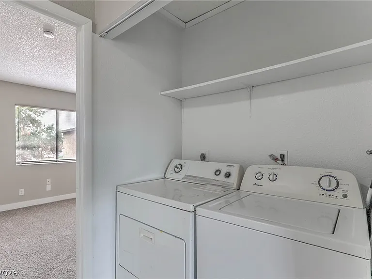 4571 Carriage Park Dr #C — Photo 16