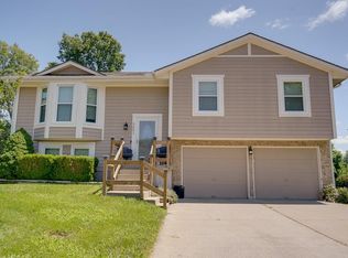 2601 S Trail Ridge Ave, Independence, MO 64055
