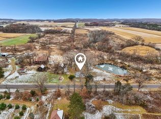 S1095 Town Hall Rd, Lyndon Station, WI 53944