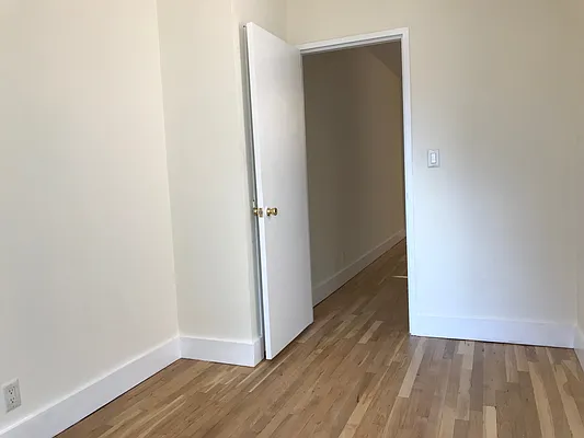 Rented by Paley Management | media 11