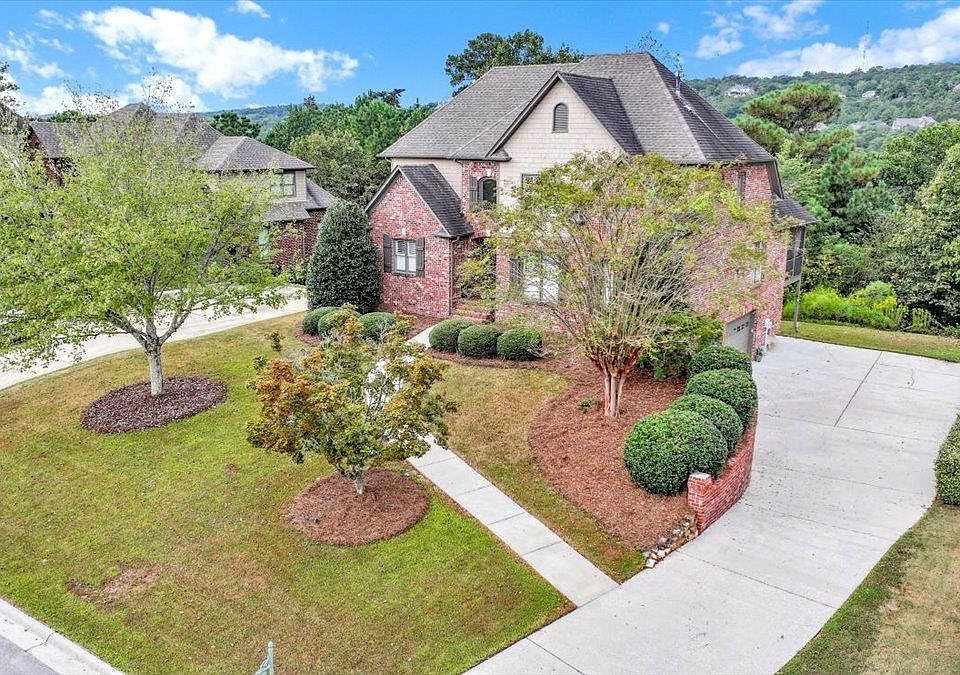 1st image of 139 Salisbury Ln
