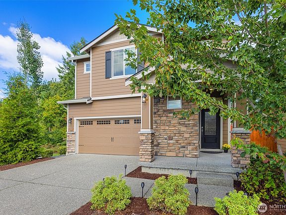 2nd image of 8411 NE 58th Place