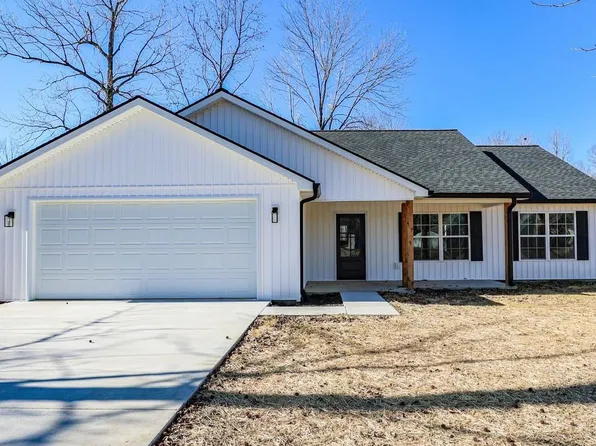 1901 Evelyn Dr, Paducah, KY 42003