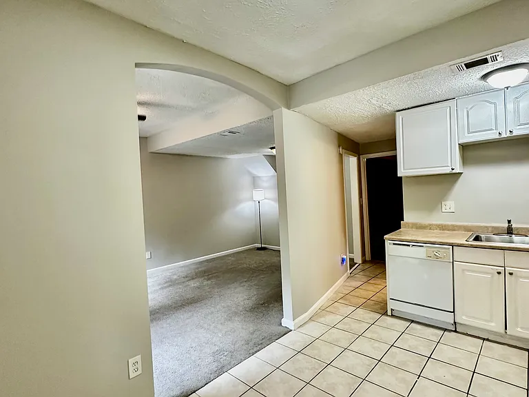 4417 Coopers Creek Dr SE — Photo 26