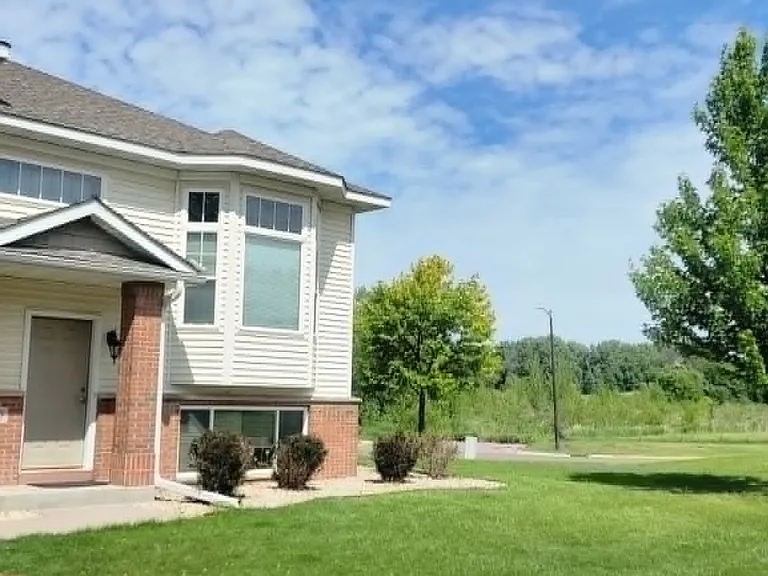 20009 Heritage Dr — Photo 1