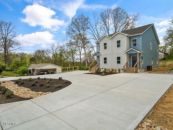 4th image of 3351 Lay Ave