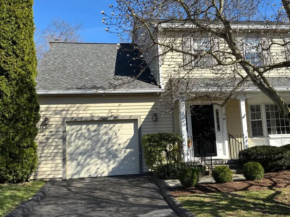 15 Cambridge Drive #15, Madison, CT 06443