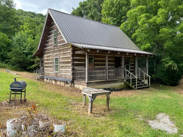 414 McMillian Rd, Rogersville, TN 37857