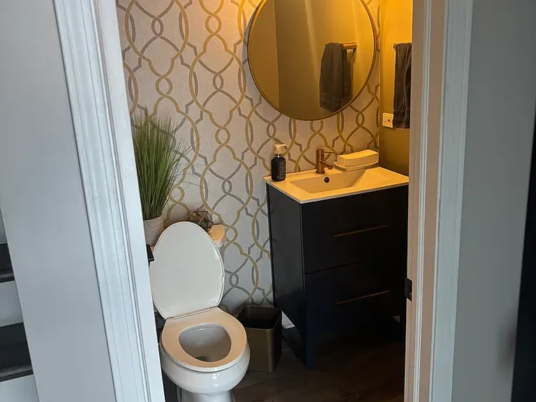 Powder room main floor