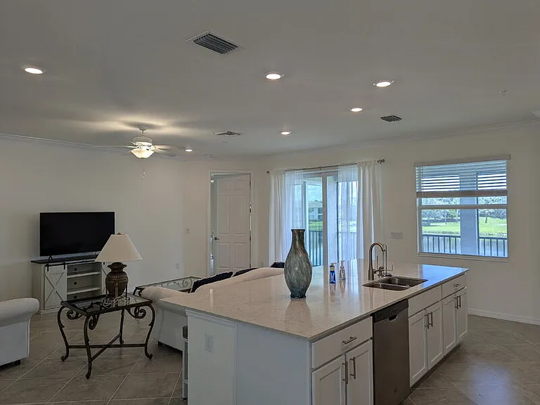 923 Tidewater Shores Loop — Photo 12