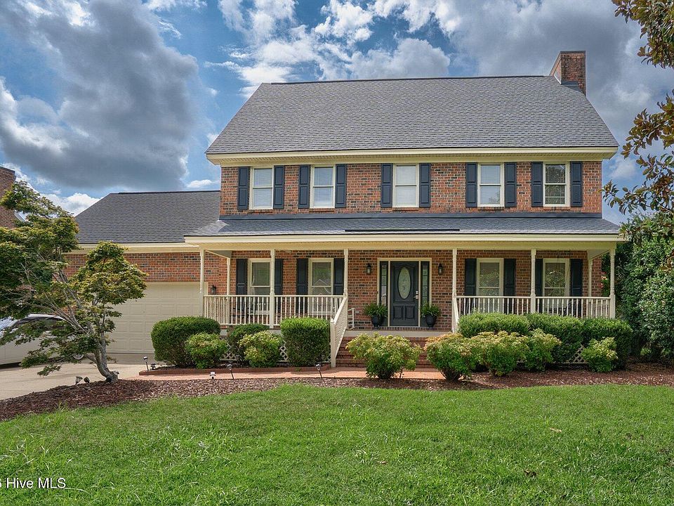 1st image of 613 Chimney Hill Way