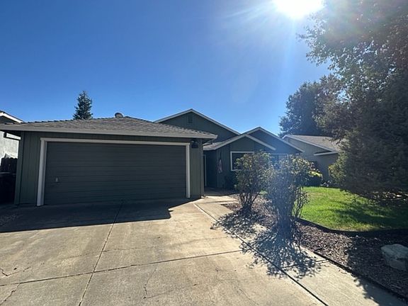 2nd image of 1422 Springcreek Dr