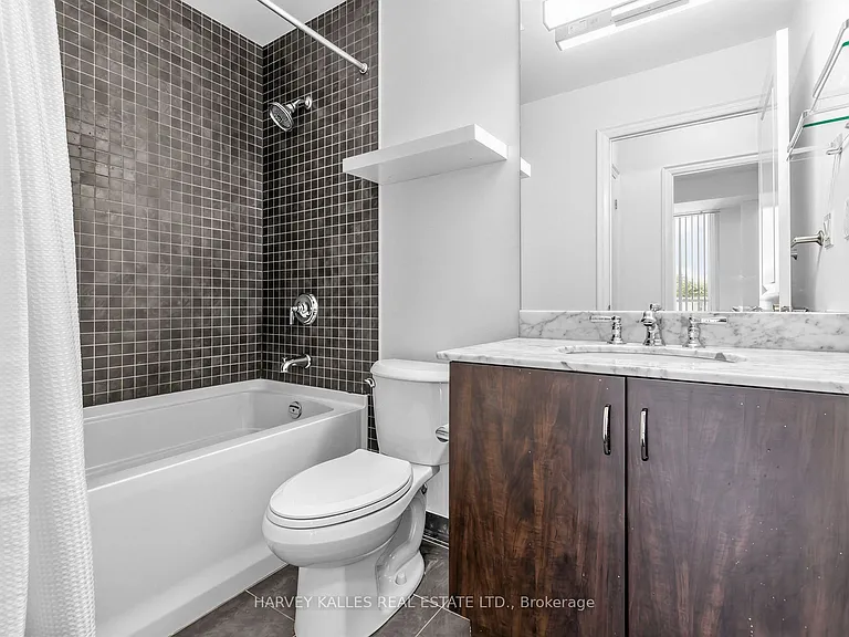 1 Bedford Rd #421 — Photo 20