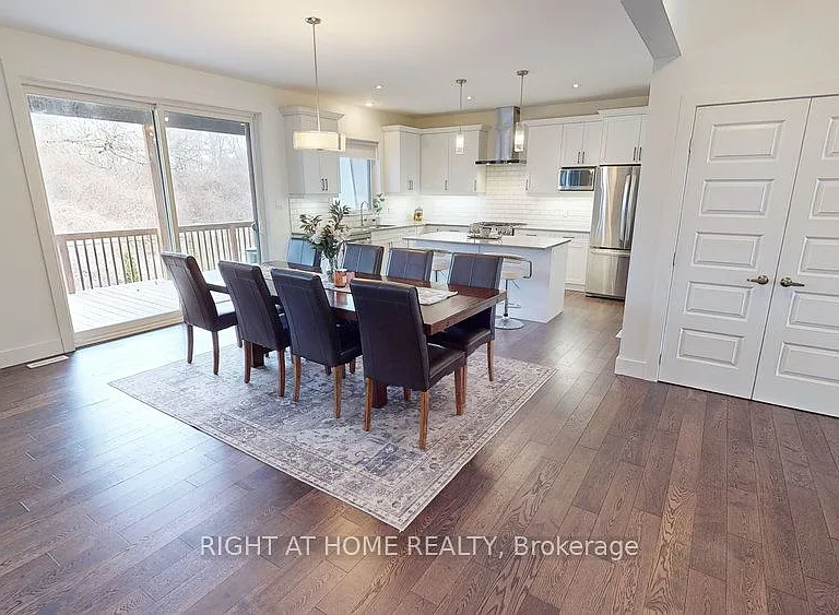 1345 Dyer Cres — Photo 20