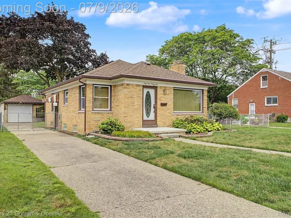 6999 Fenton St, Dearborn Heights, MI 48127