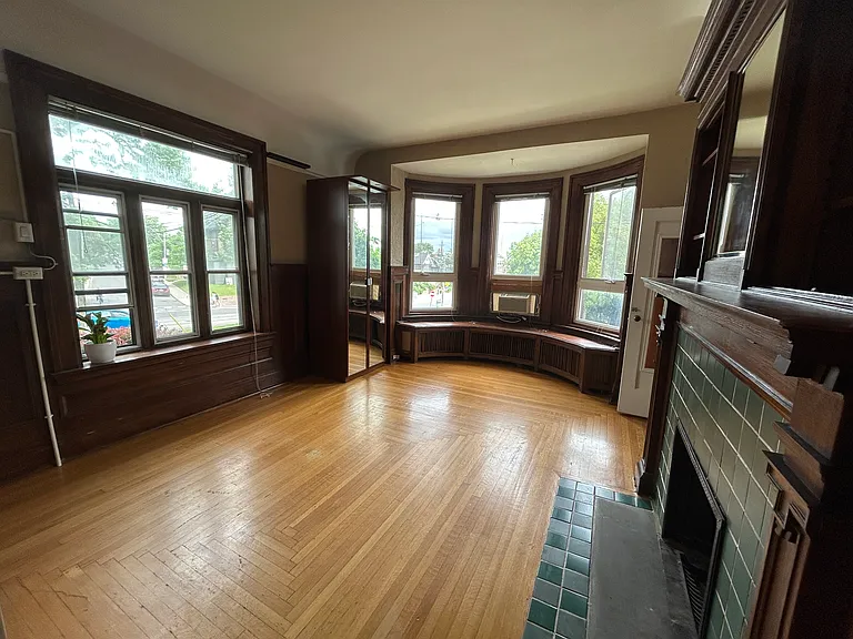 646 Broadview Ave #100C — Photo 6