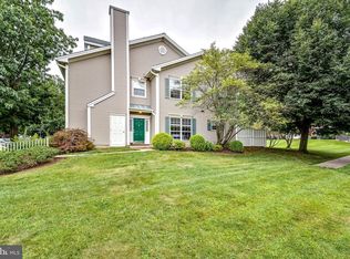 2 Diaz Ct #308, Franklin Park, NJ