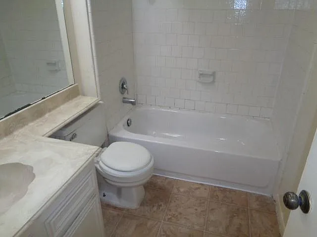 15426 Swan Creek Dr — Photo 9