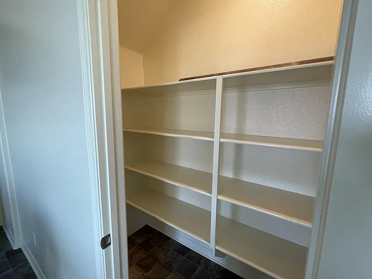2957 Flagstaff Dr — Photo 4