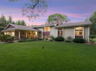 7133 Rice Lake Ln, Lino Lakes, MN 55014