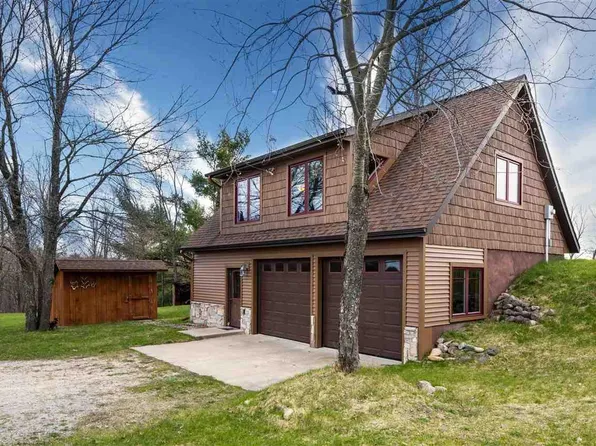 2022 Dockery Rd, Kalkaska, MI 49646