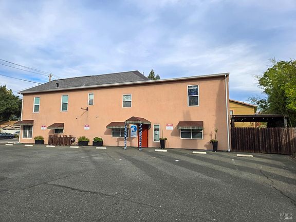 3rd image of 448 Sebastopol Avenue