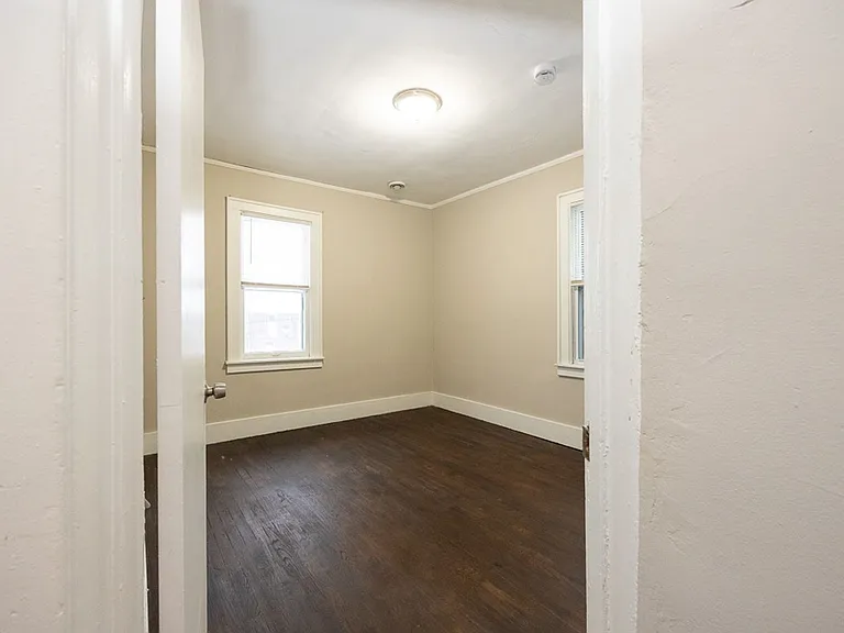 3209 & 3211 Pasadena, Detroit, MI, 48238 — Photo 19