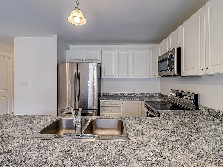 931 Broadway Blvd — Photo 23
