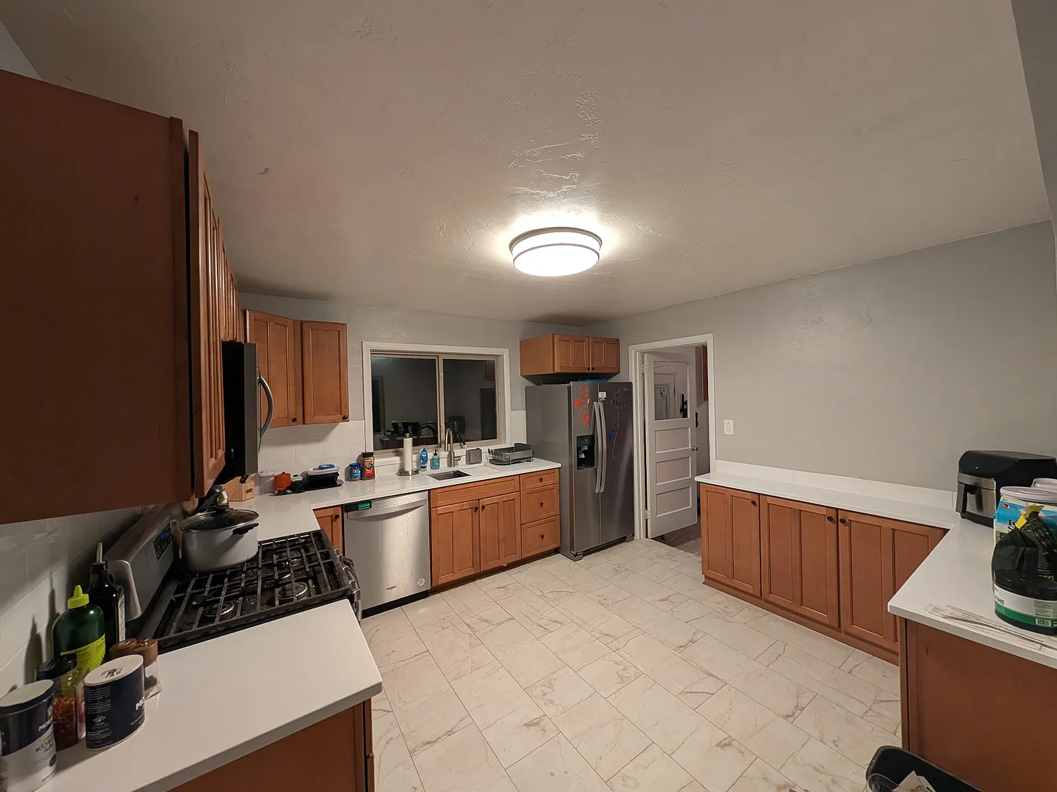 3 bed, 1386 sqft, $1,200 — Photo 1
