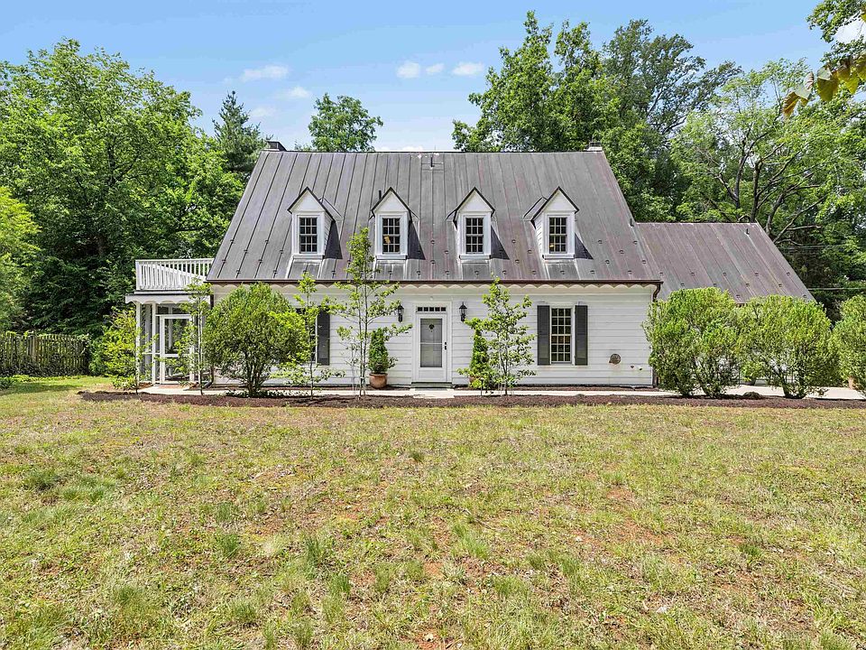 1st image of 1868 Edgewood Ln