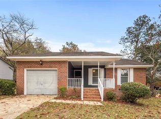 89 Woodbridge Dr, Spring Lake, NC 28390