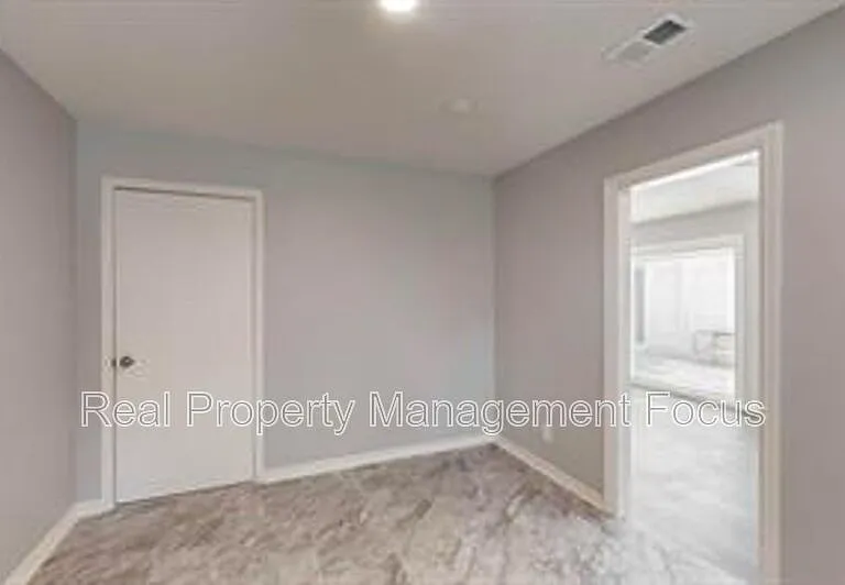 14724 Overview Dr — Photo 4