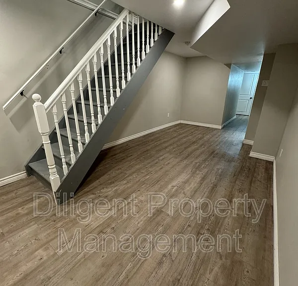203 Rubidge St #201 — Photo 15