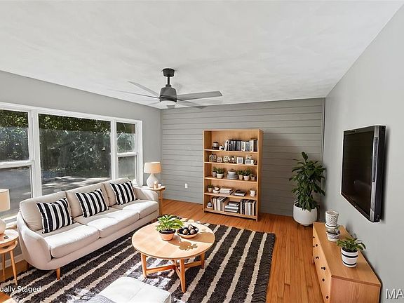 5th image of 66 Birch Dr