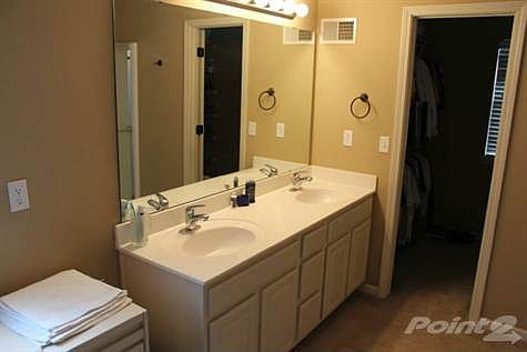 4353 NE 83rd Master Bath