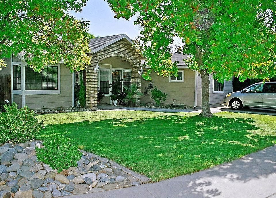 1st image of 501 Butler Ct