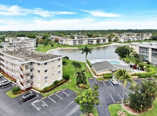 2616 N Garden Dr #105, Lake Worth, FL 33461
