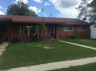 1301 N 3rd St, Bangs, TX 76823