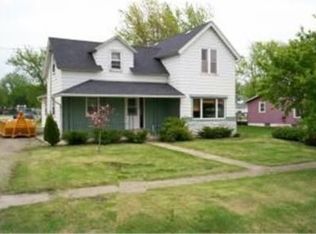 112 E Front St, Claremont, MN 55924