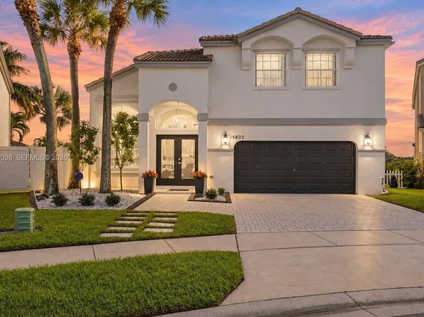 15802 NW 14th Mnr, Pembroke Pines, FL 33028